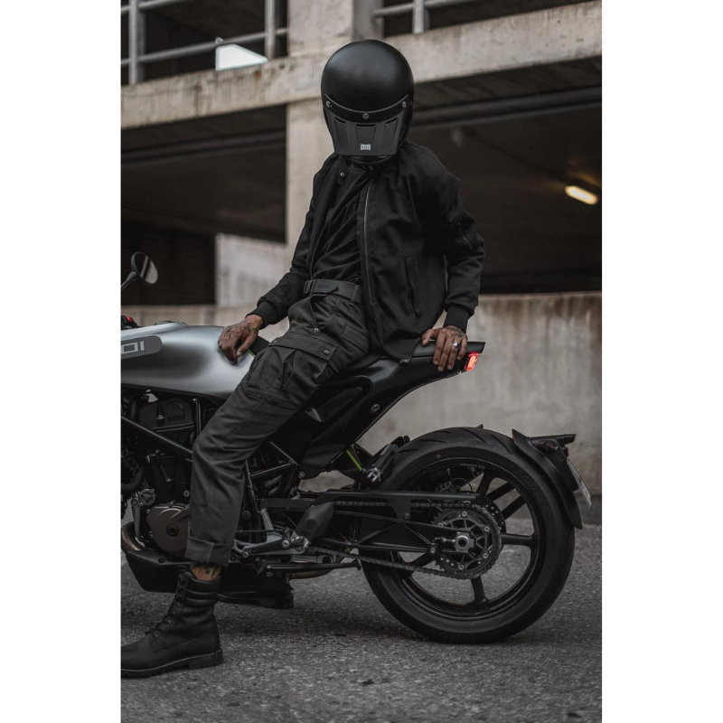 Pando Moto Mark Kev 02 – Motorrad Cargo Hose CE AA