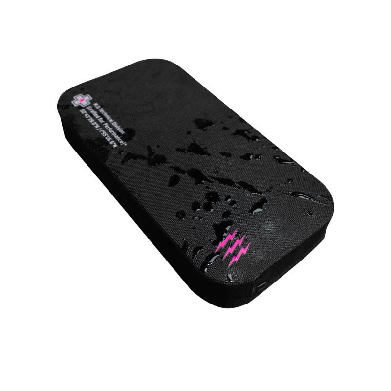 Muc-Off Waterproof Essentials Case Black