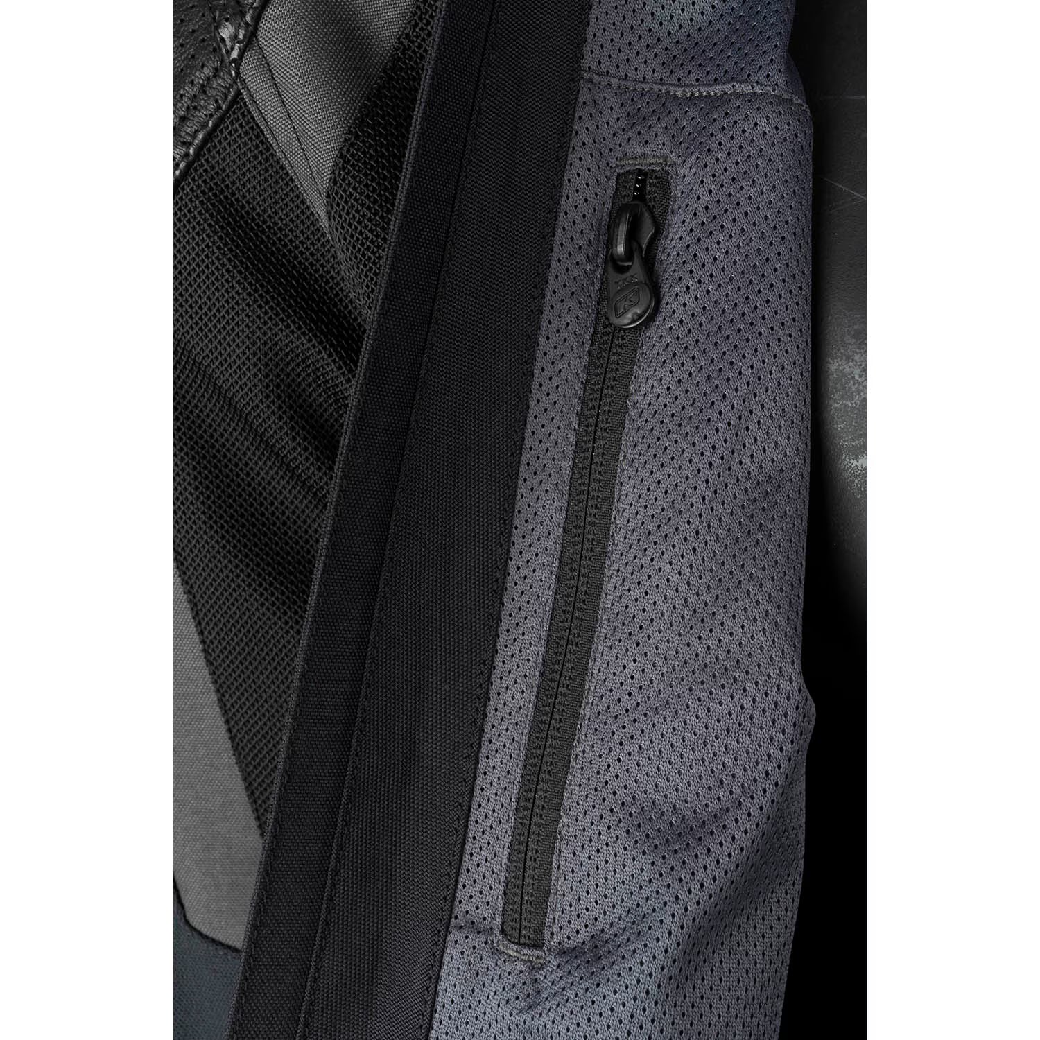 Klim Induction Pro Jacke Stealth Black
