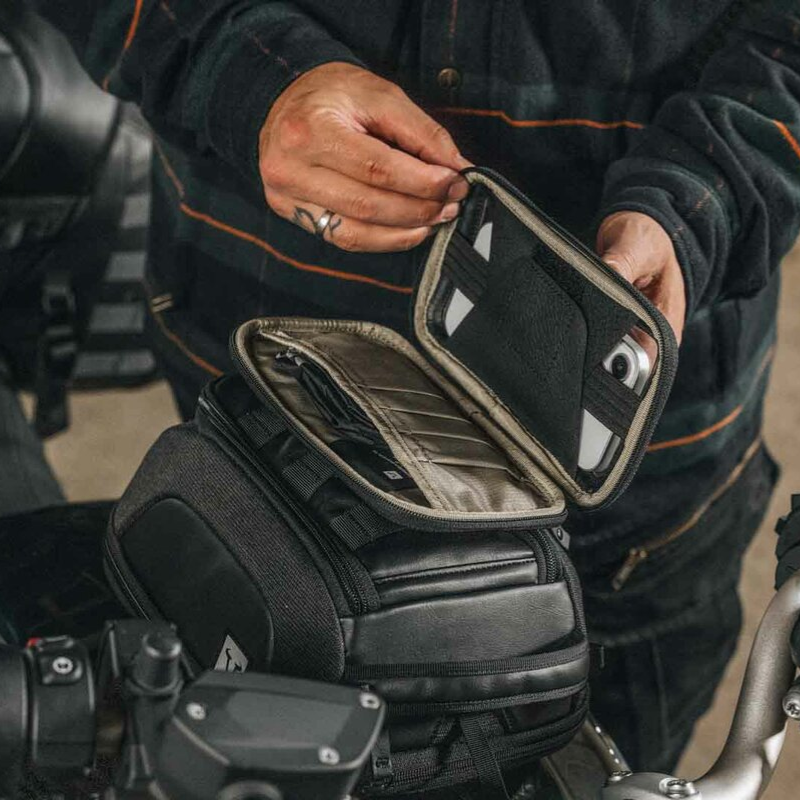 SW-Motech Legend Gear Smartphone-Tasche LA11