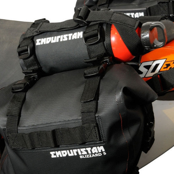 Support de bouteille eau ou essence Enduristan