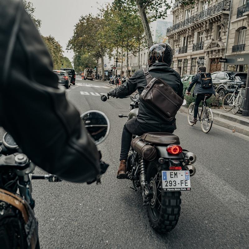 Artonvel Messenger Bag Original