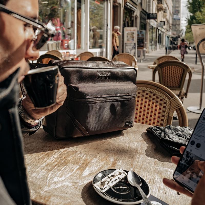 Artonvel Messenger Bag Original