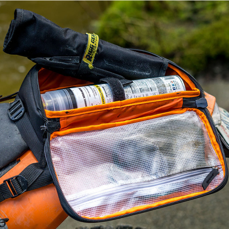 Sac de garde-boue arrière Nelson Rigg Trails End avec rouleau à outils