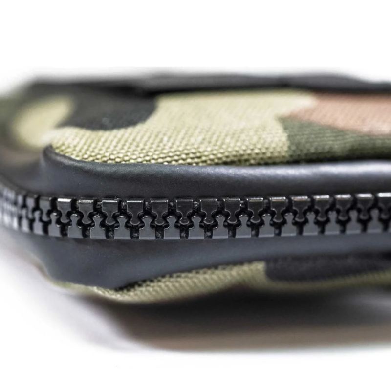 Pochette Muc-Off Essentials Camo