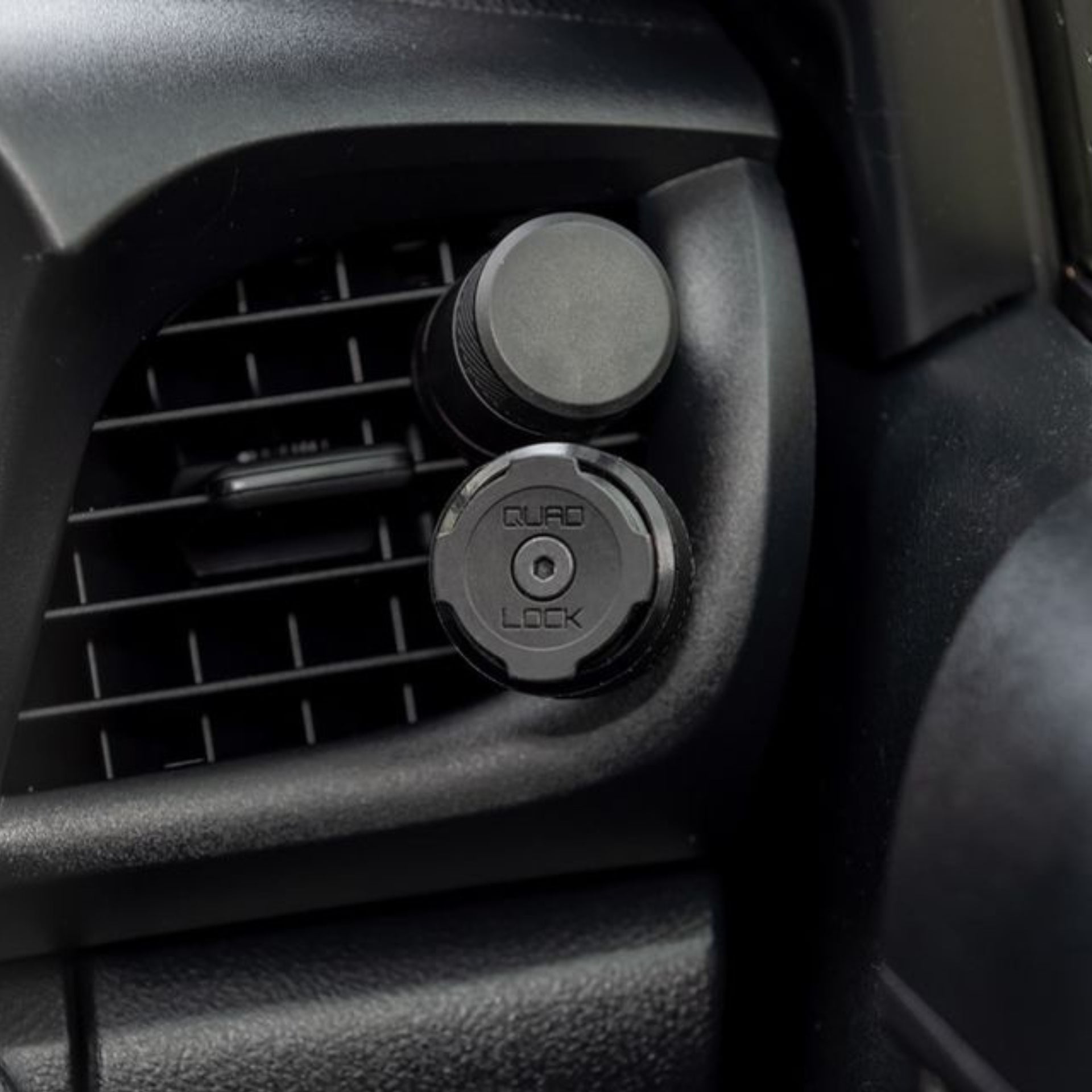 Quad Lock Wireless Charging Head for Car / Desk V3
